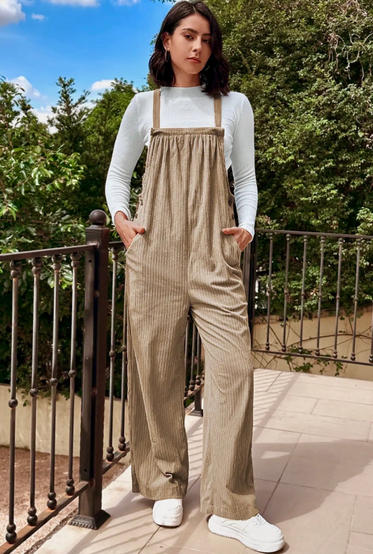 Morn Solid Pocketed Loose Fit Corduroy Overall